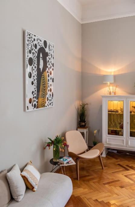 No.8: Lovely & Cosy 3-Room Heart Of The City Τιμισοάρα Εξωτερικό φωτογραφία